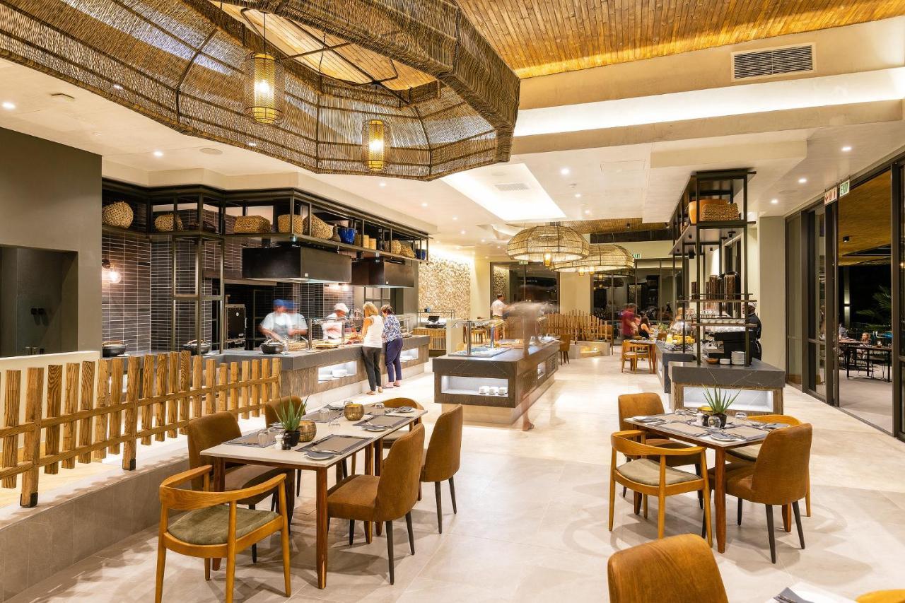 Mokuti Etosha Villa Намутони Екстериор снимка