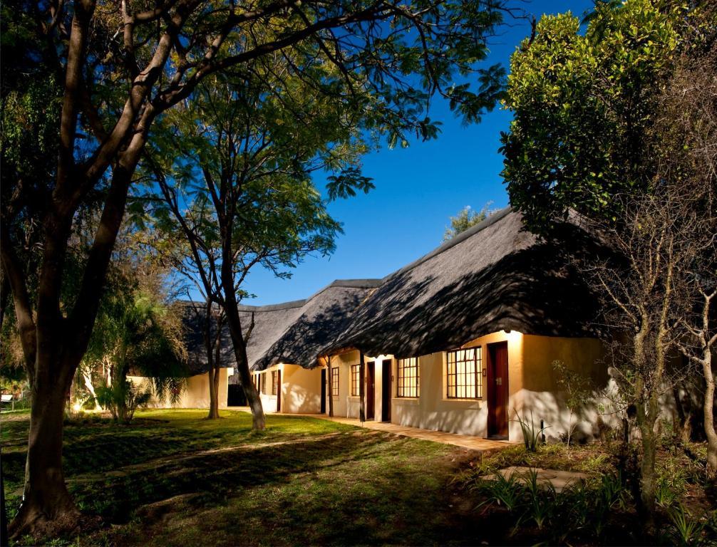 Mokuti Etosha Villa Намутони Екстериор снимка