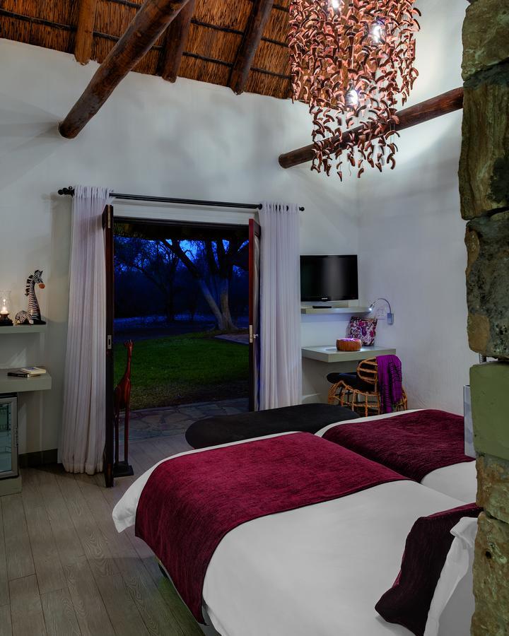 Mokuti Etosha Villa Намутони Екстериор снимка