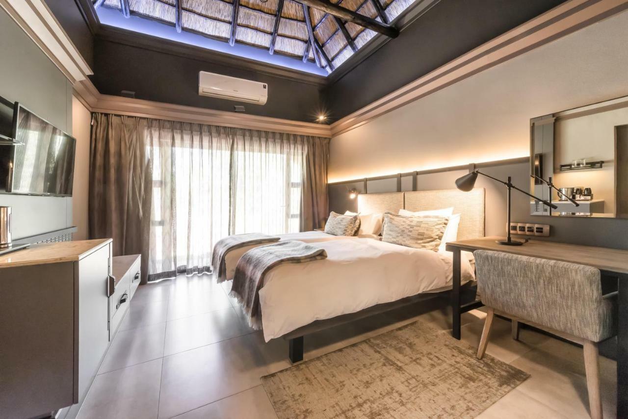 Mokuti Etosha Villa Намутони Екстериор снимка